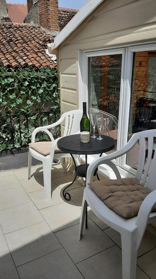 Maison En Ville Avec Terrasse Ensoleillee Et Wi-Fi Magnac-Laval Εξωτερικό φωτογραφία